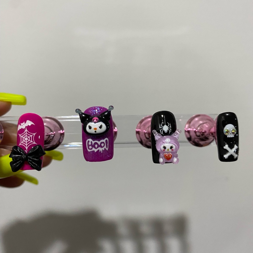 Handcrafted Press ons Kuromi Hello Kitty theme (Glow In The Dark) Short Square - Picture 6 of 8